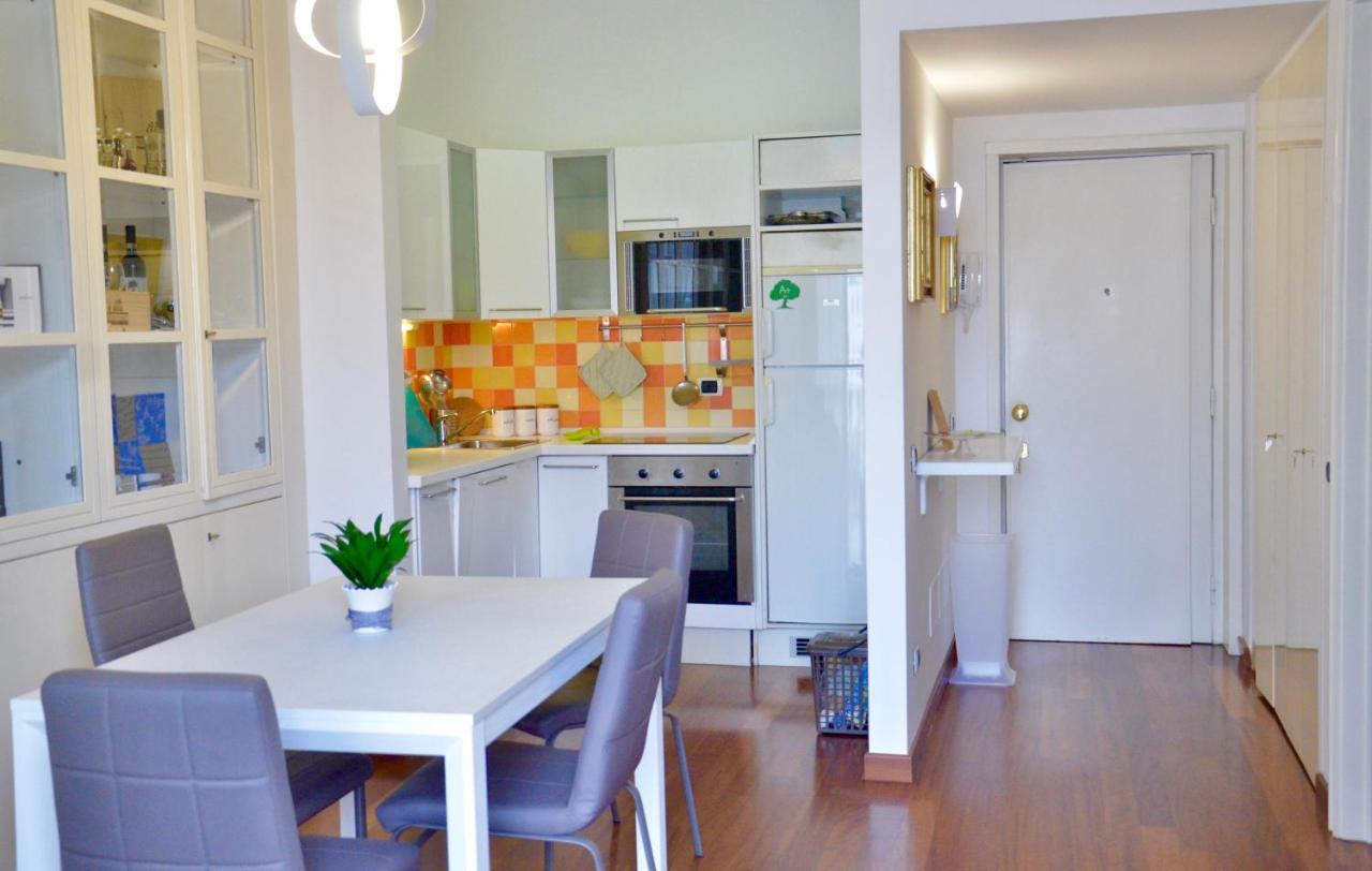 New Renovated Apartment With Balcony Porta Romana Mailand Exterior foto