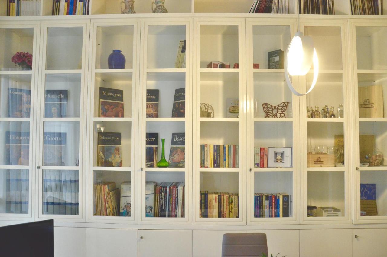 New Renovated Apartment With Balcony Porta Romana Mailand Exterior foto